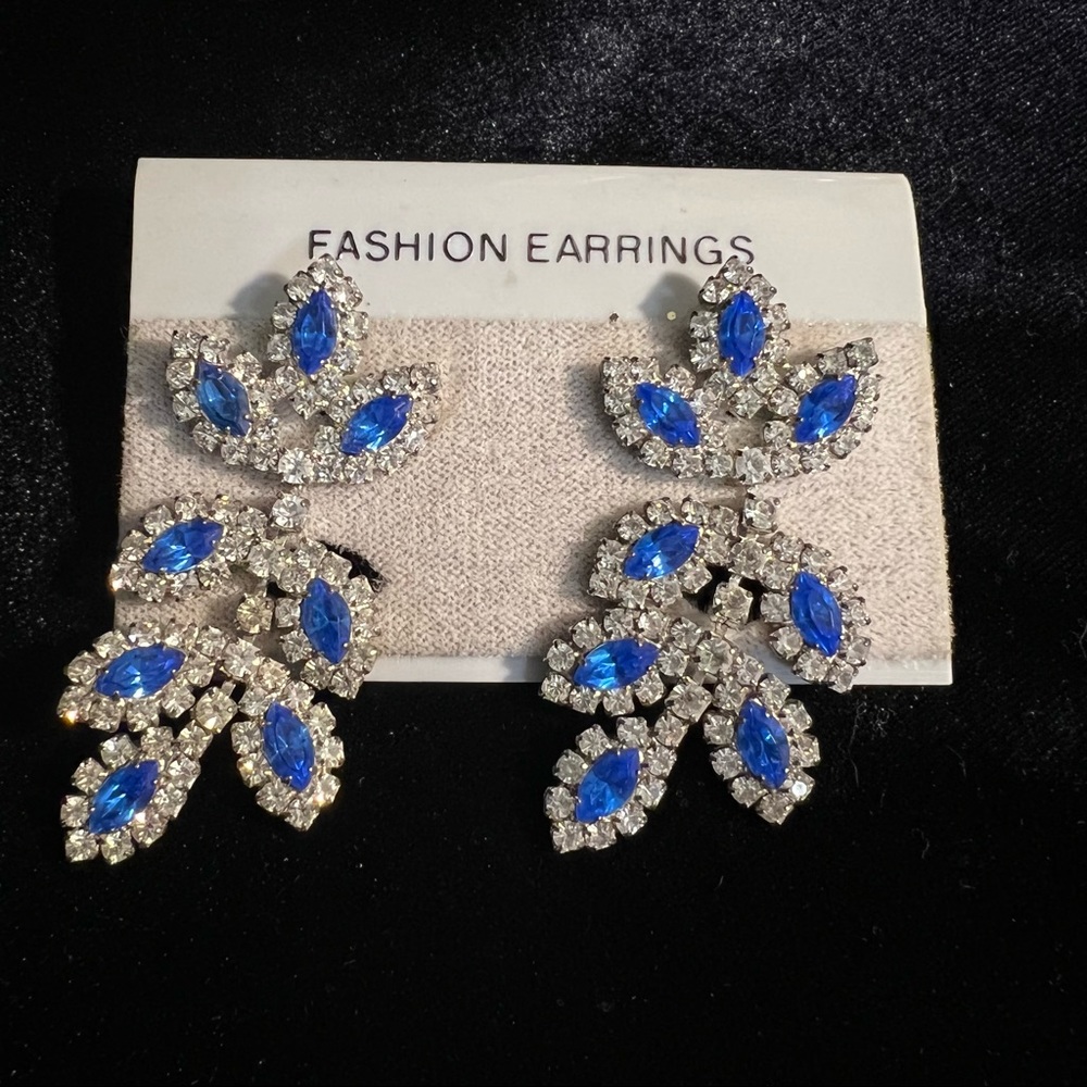 Vintage Rhinestone and Sapphire Color Stone Leaf Dangle Earrings
